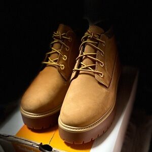 NIB Timberland Boys Stone Street Waterproof Chukka Wheat Nubuck Boots
